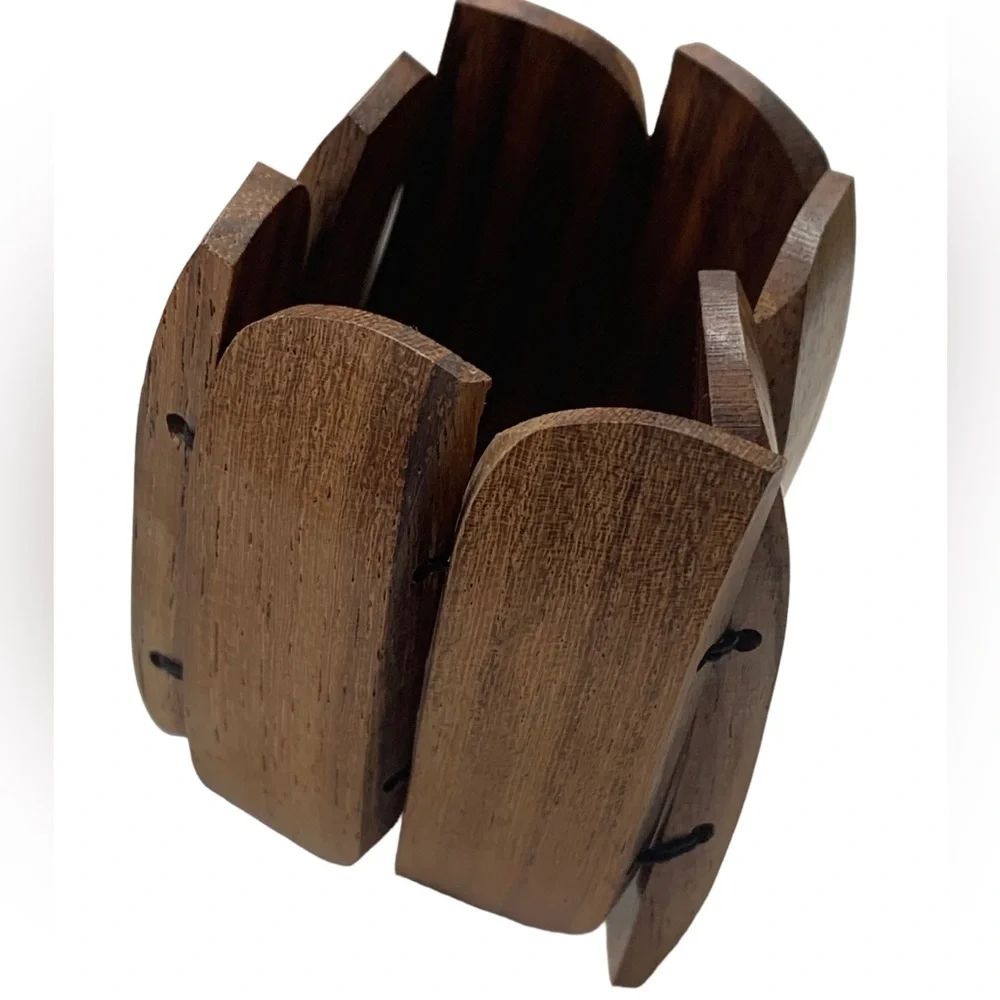 Expandable Wooden Bracelet Woman’s Natural Jewelry - Picture 4 of 7